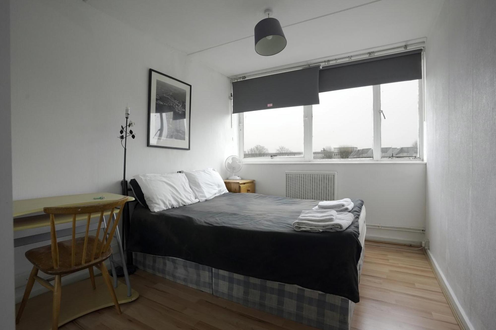 Double Room In Private Apartment London Exterior foto